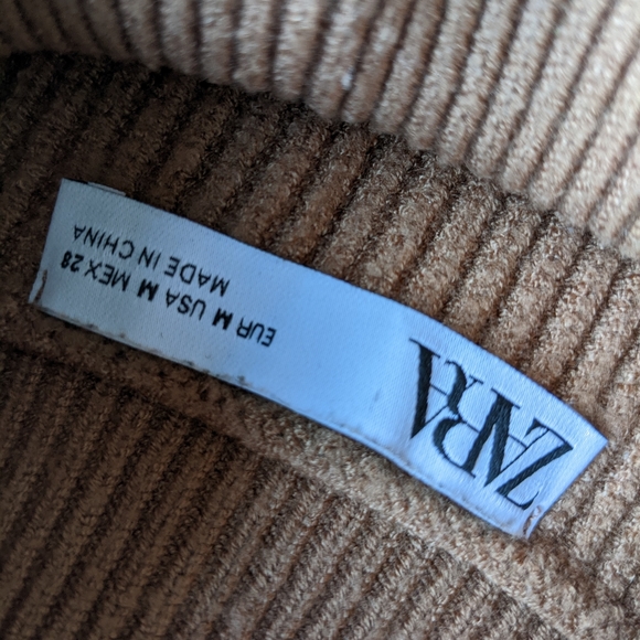 Balloon-sleeve sweater - Picture 4 of 4